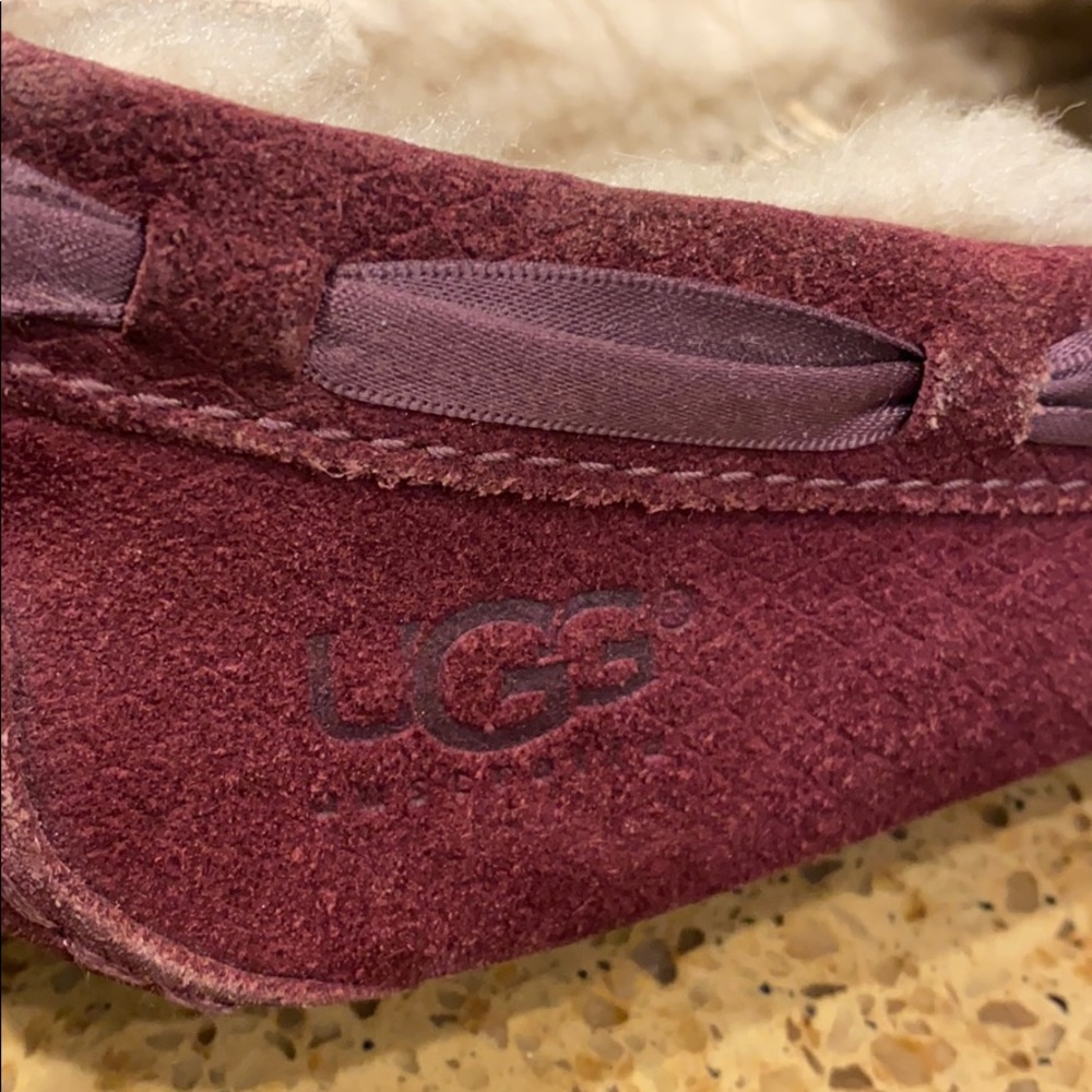 UGG Australia women flat shoe size 7 - Picture 16 of 16